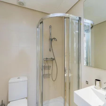 Lagoon Retreat For 4 * Estepona